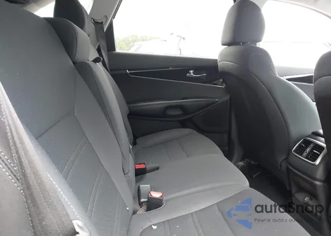 2019 Kia Sorento 2.4L L from USA, damaged, VIN 5XYPG4A33KG581727